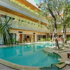 b1-etnica-tulum-residences-jungle-paradise.quintano-roohotels.com/